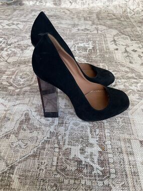 Alaia Black Suede Round-Toe Pumps